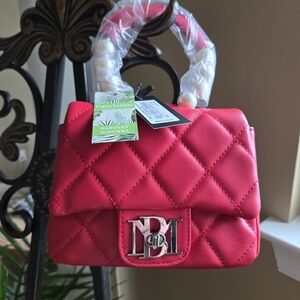 Badgley Mischka Red Quilted Faux Pearl Clutch Party Ready
